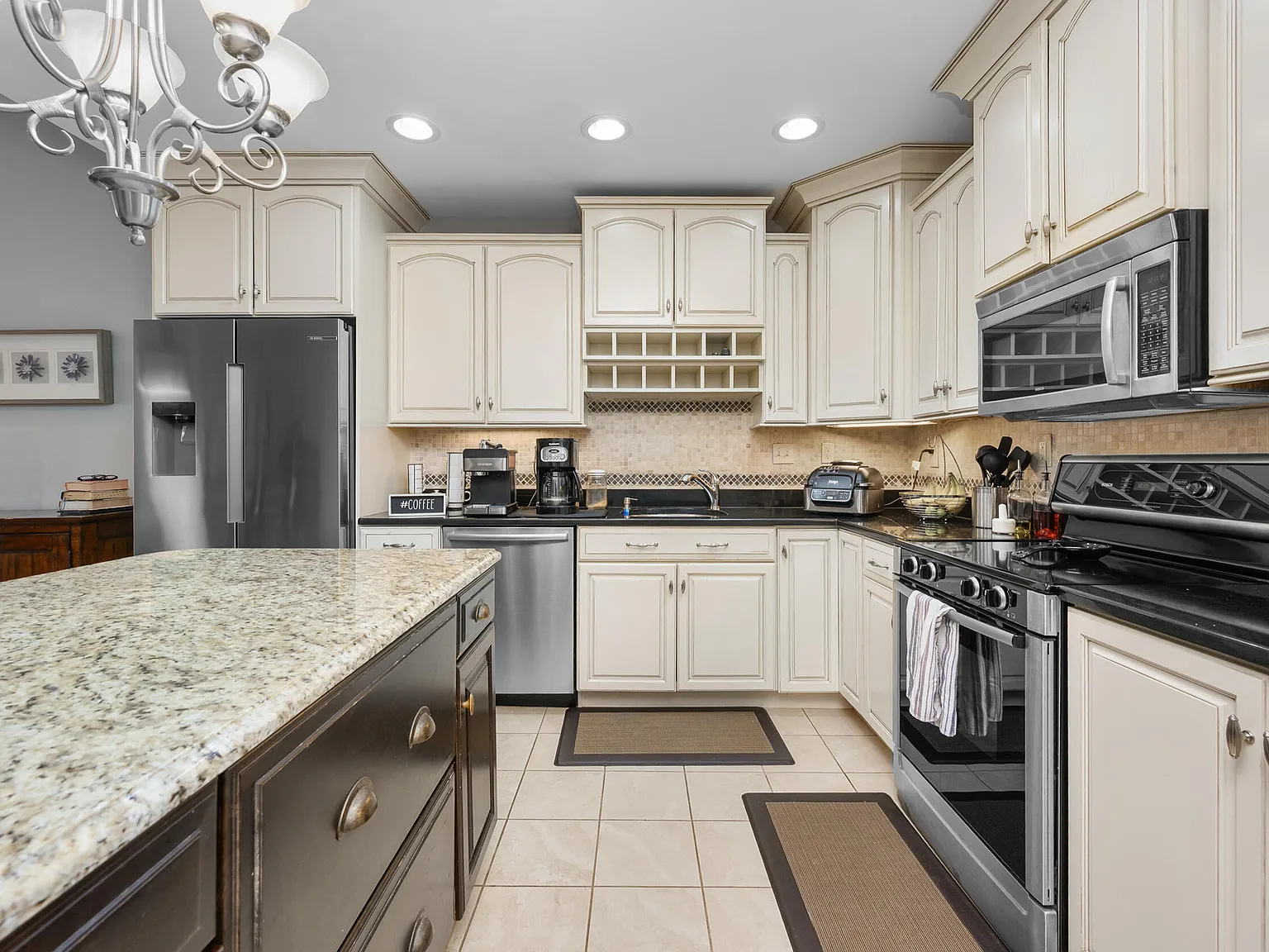 68 Center Street STE 13 - Photo 6