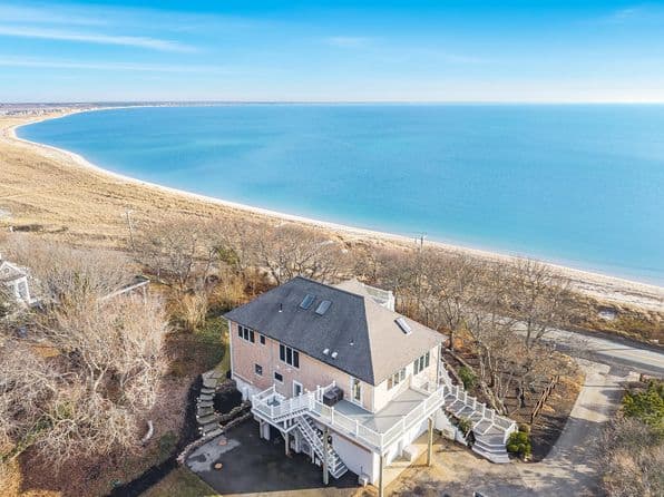 724 Commercial Street, Provincetown