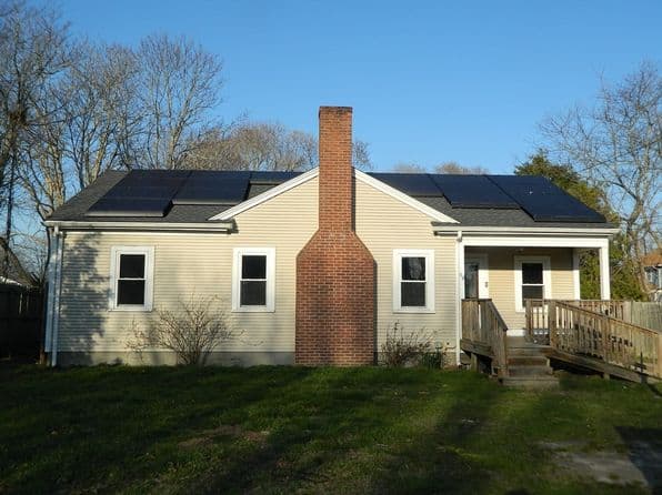 18 Murphy Rd, Barnstable