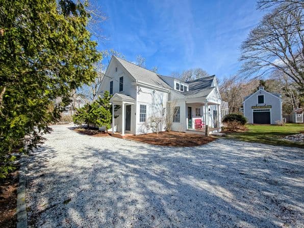 552 Main Street, Cotuit