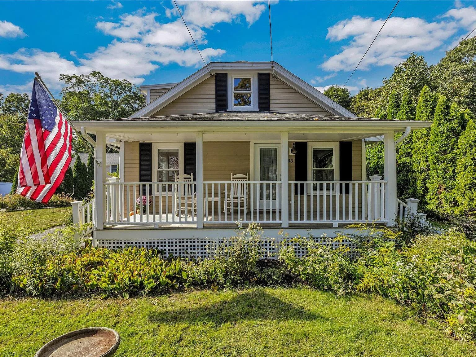 33 Oakwood Avenue - Photo 1