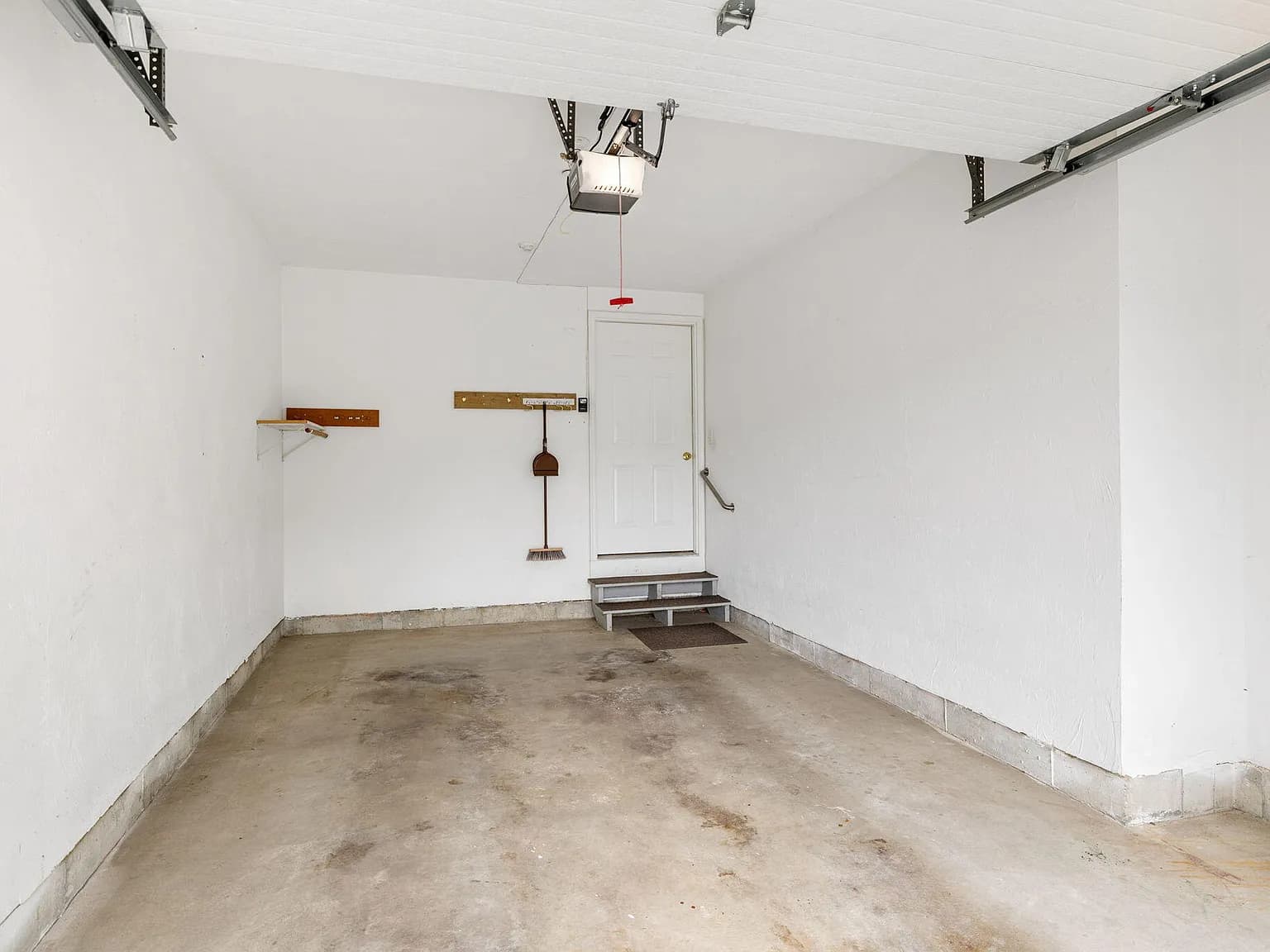 15 Pebble Beach Avenue - Photo 2