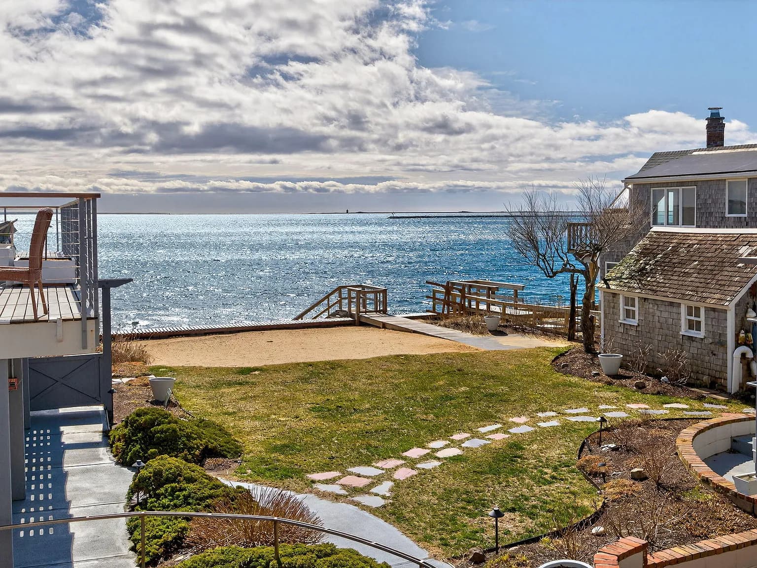 495 Commercial Street Unit 9 - Photo 1