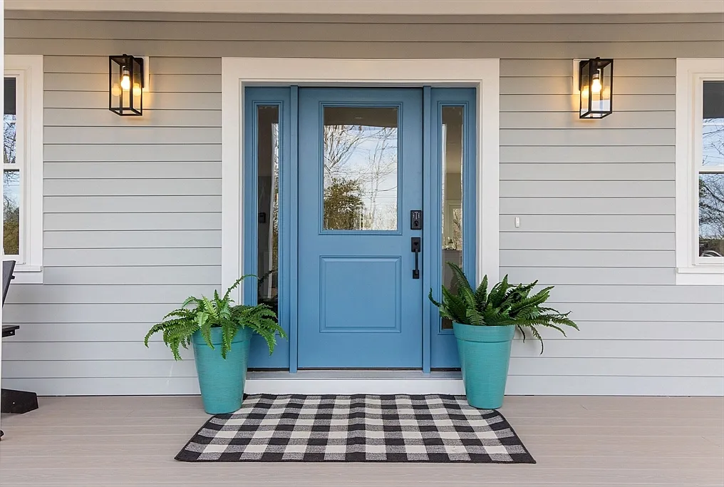 817 Race Ln - Photo 2