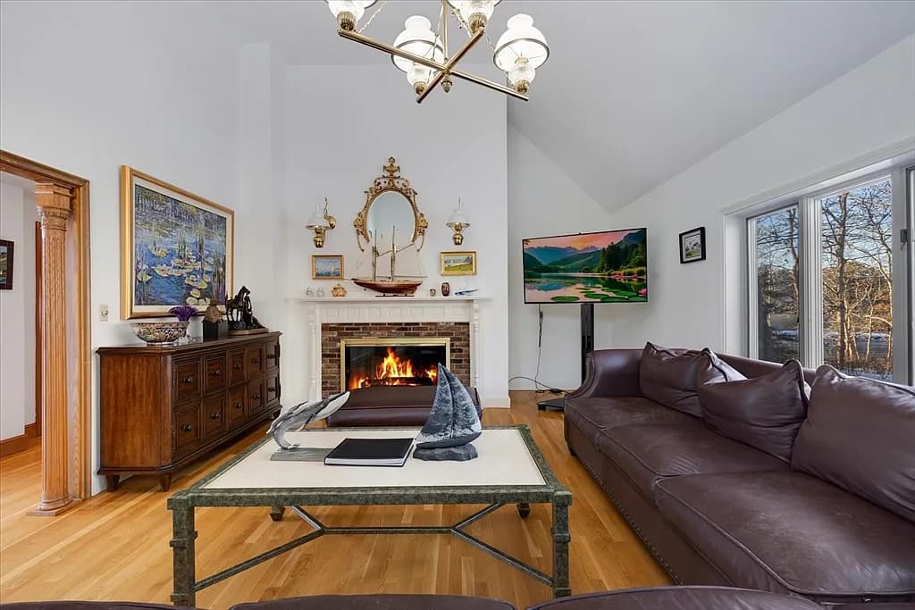 443 Elliott Rd - Photo 2