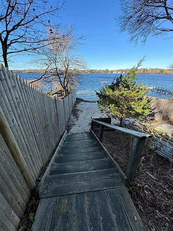 60 Richards Ln - Photo 5