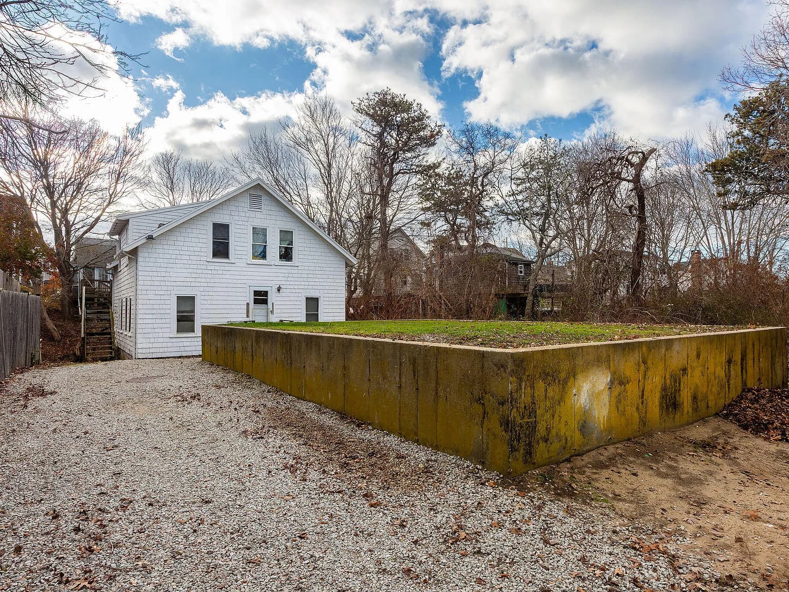 341 Bradford Street - Photo 5