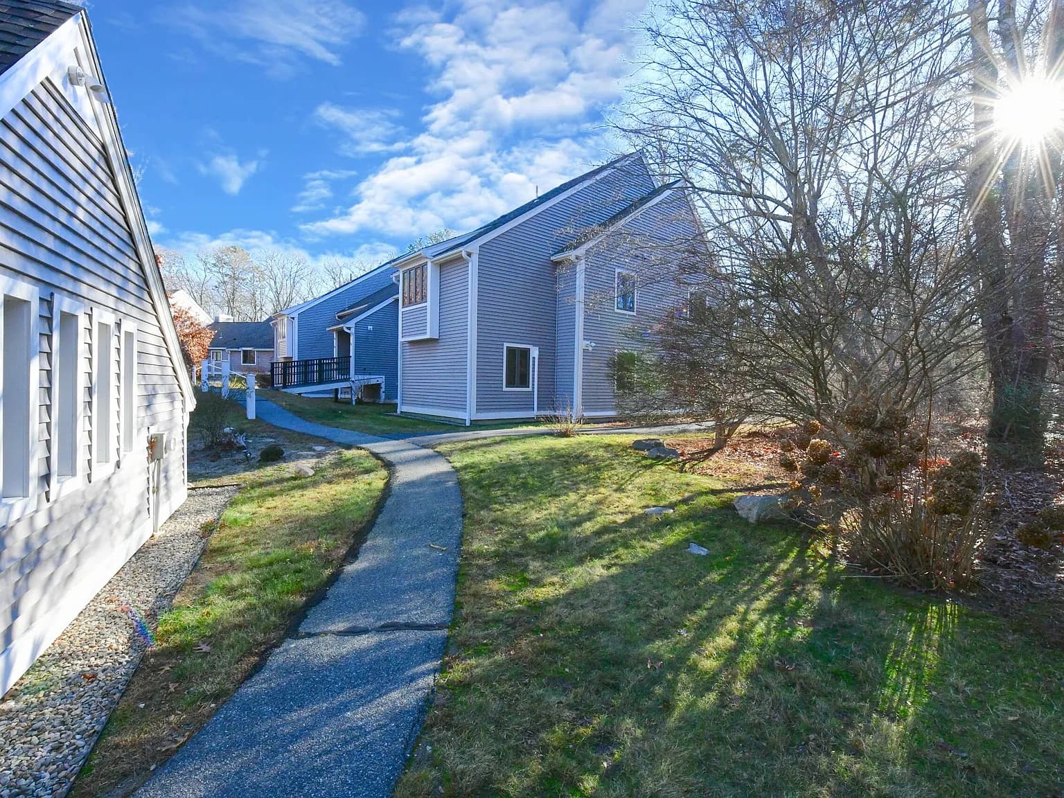 40 Woodrise UNIT 40 - Photo 2