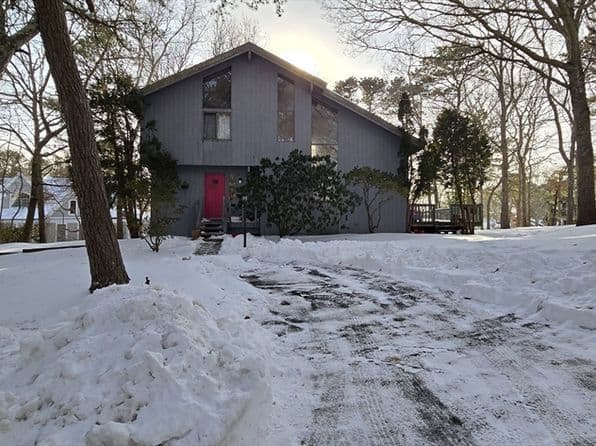 51 Fairway Ln, Mashpee