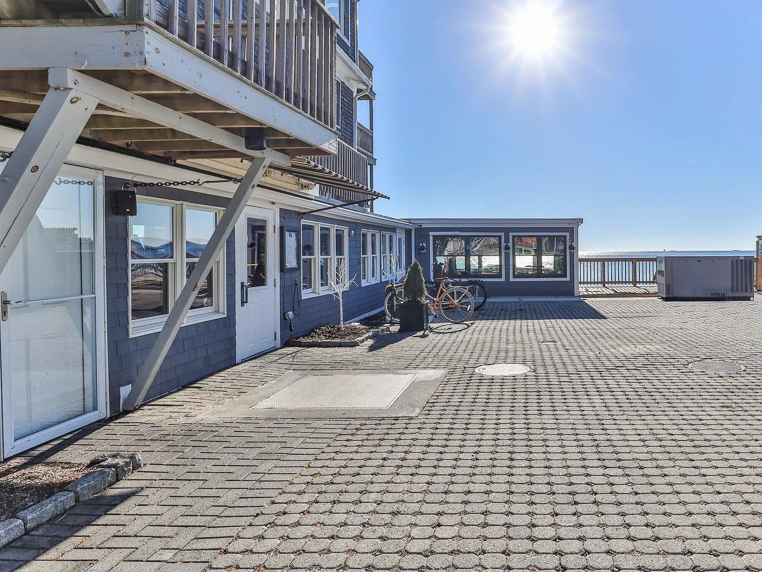 539 Commercial Street Unit 1 - Photo 6