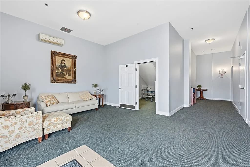 68 Center St #13 - Photo 6