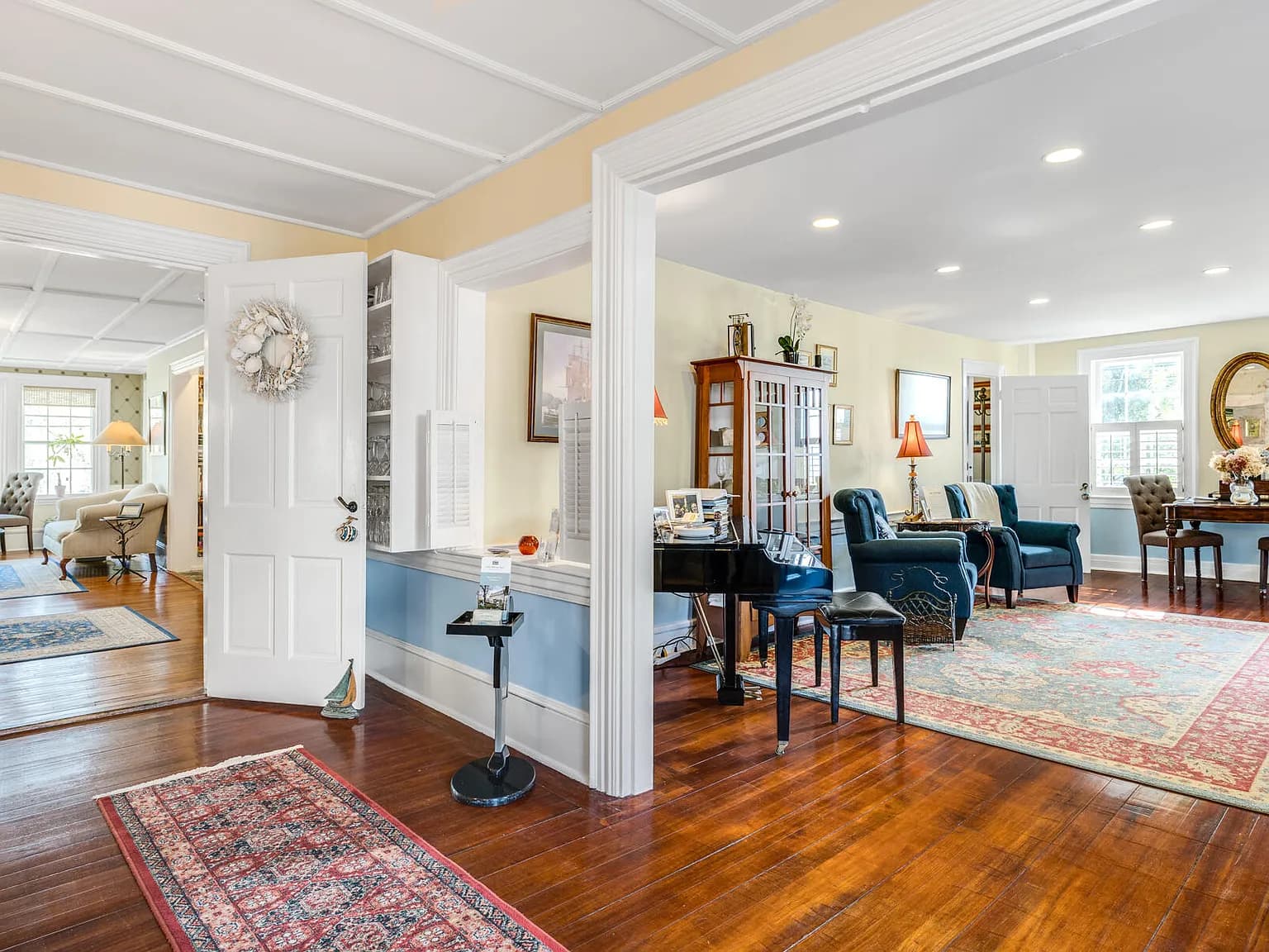 1861 Main Street - Photo 3