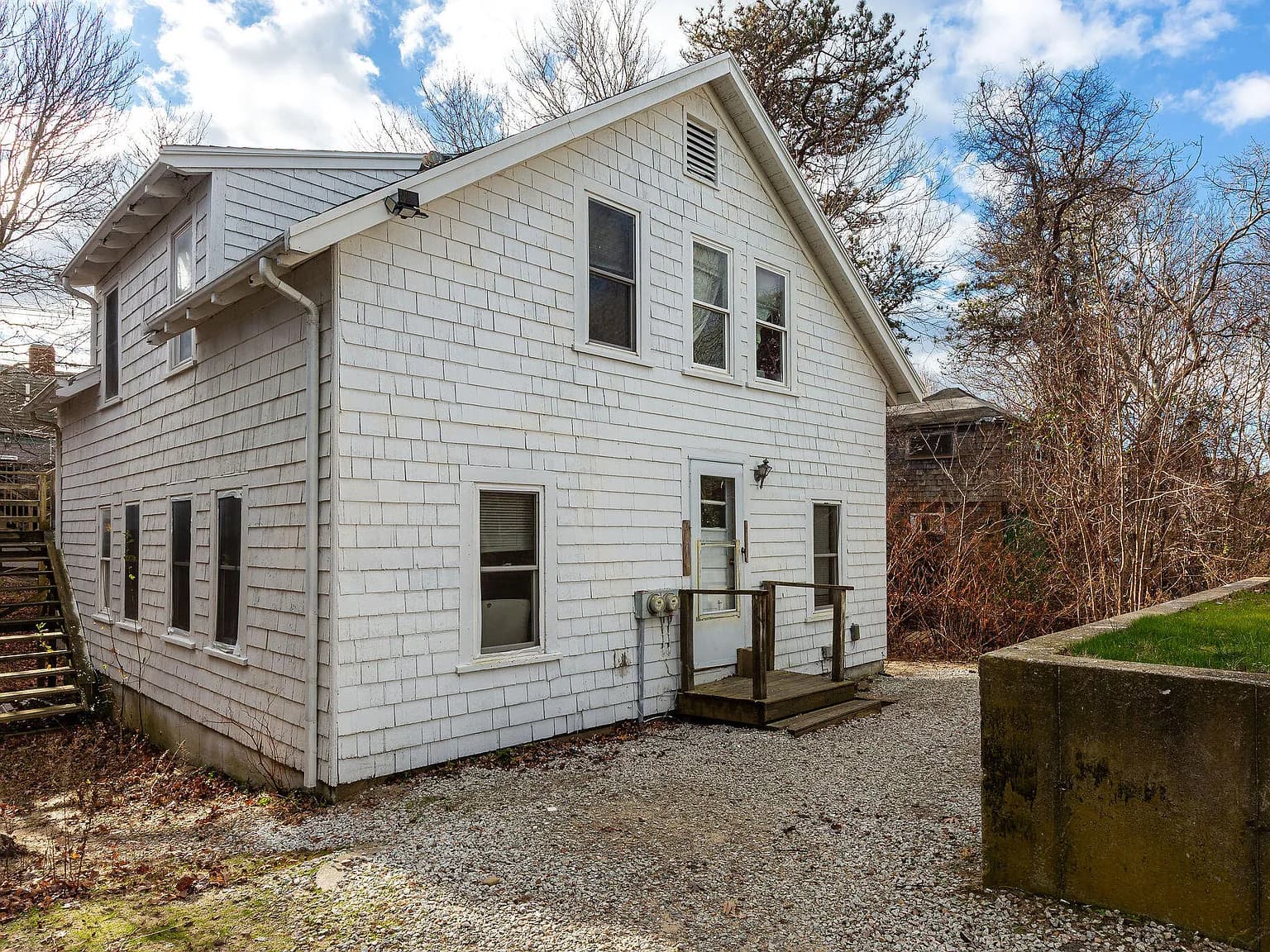 341 Bradford Street - Photo 6