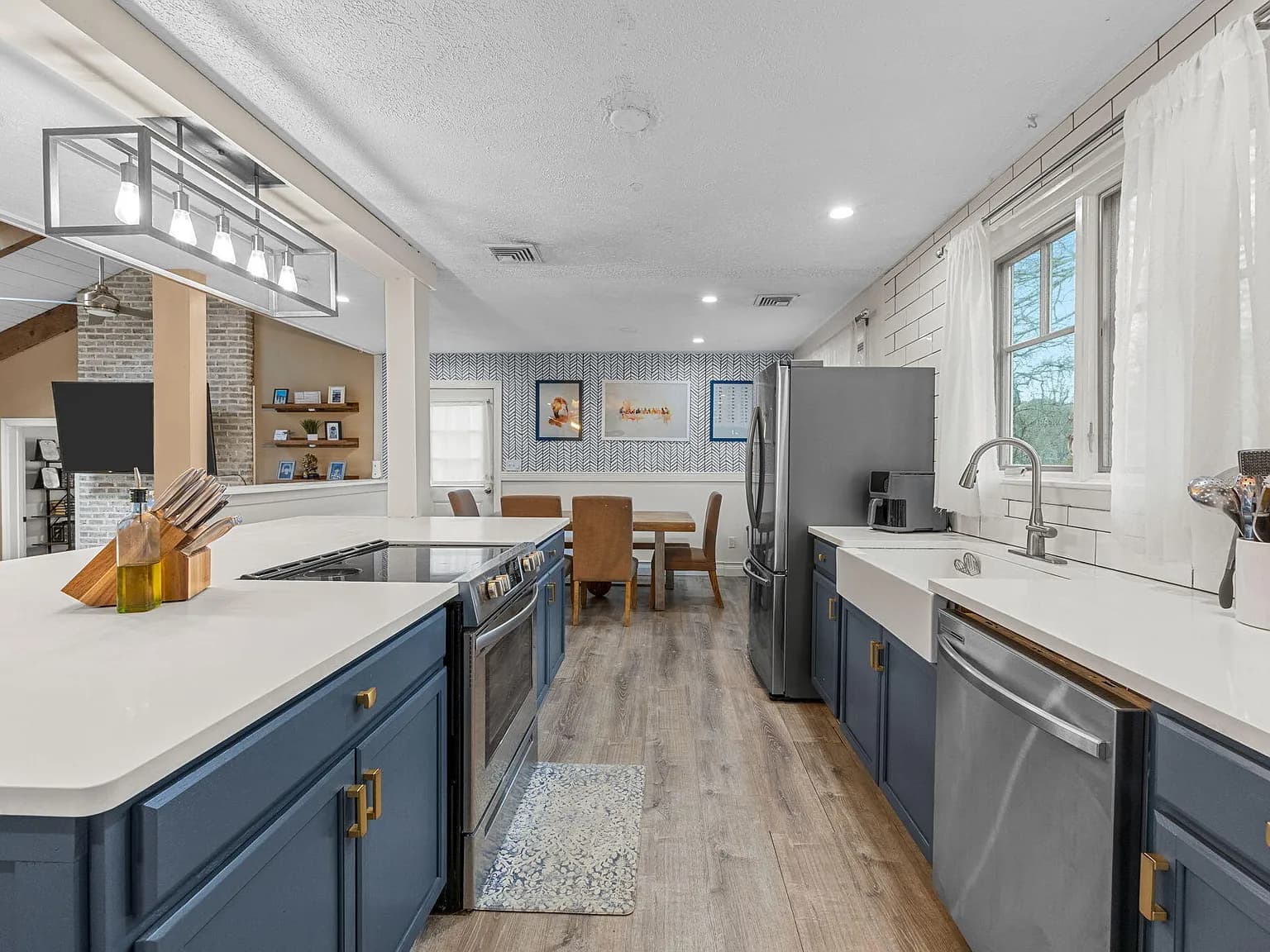 17 Kensington Drive - Photo 3