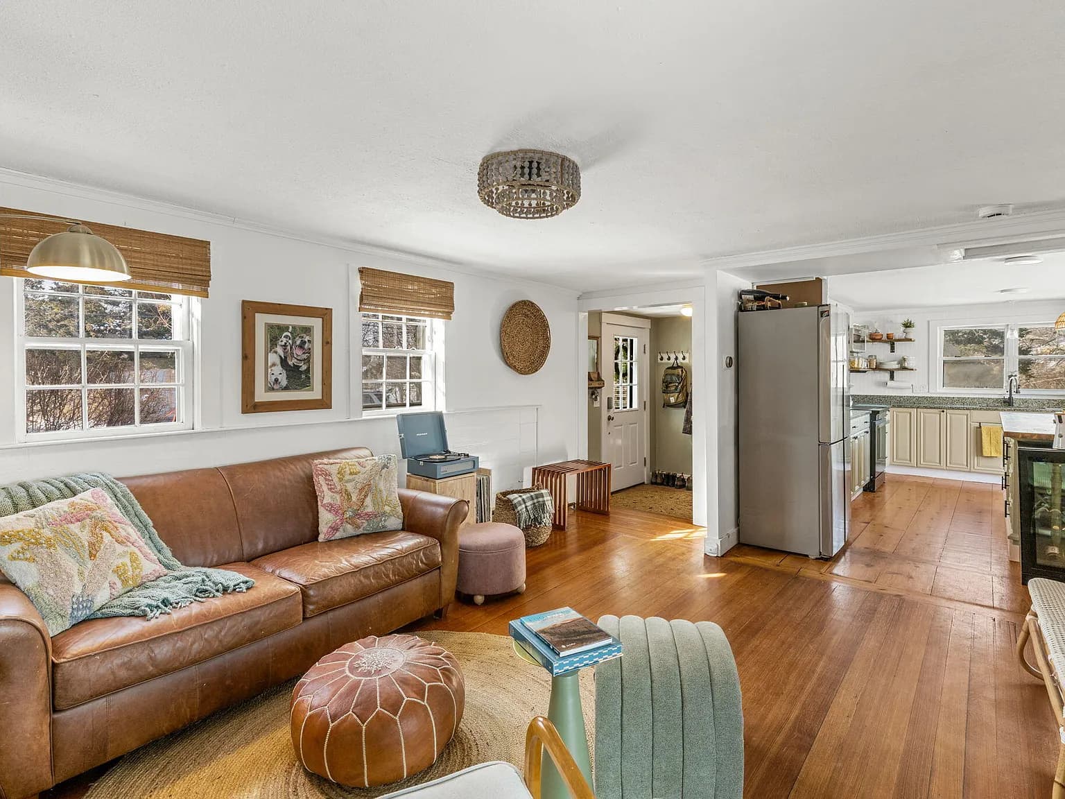 138 Chase Street - Photo 6