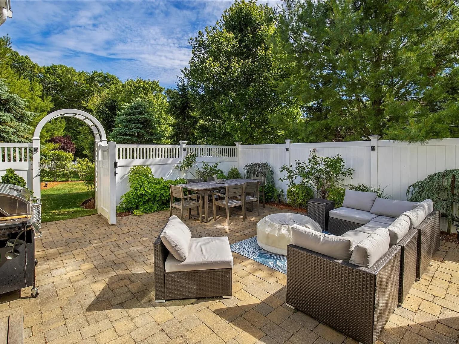 21 Saltwater Circle - Photo 1