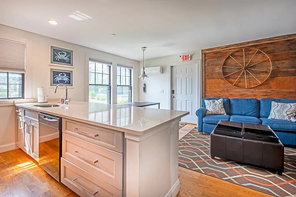 116 Bradford St #1 - Photo 4