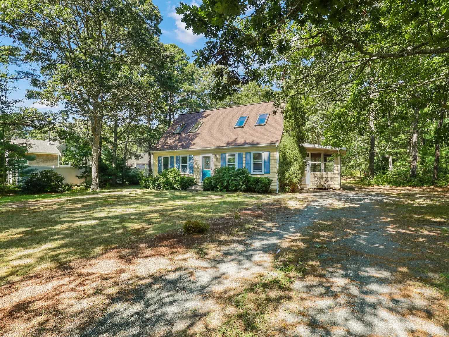 89 Degrass Road - Photo 2