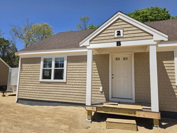 87 Acapesket Road #2B, East Falmouth