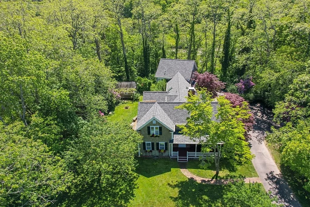 18 Old County Rd, East Sandwich