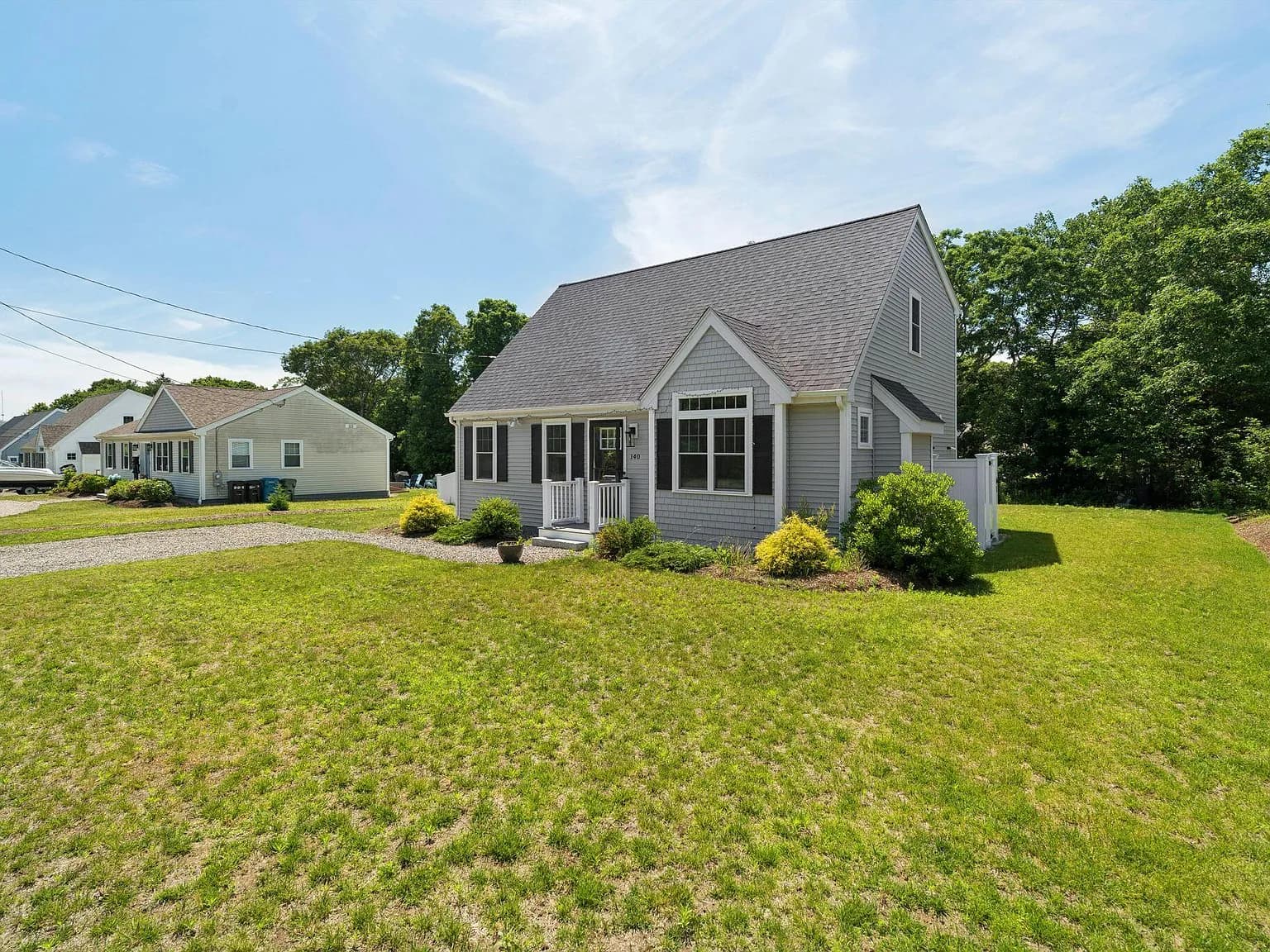 140 Broken Bow Lane, East Falmouth