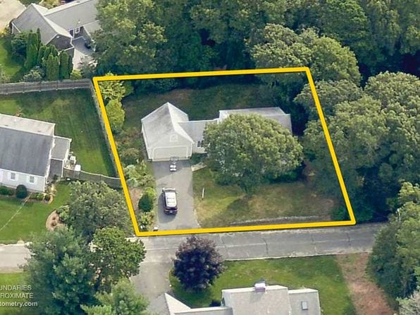20 Deerfield Rd