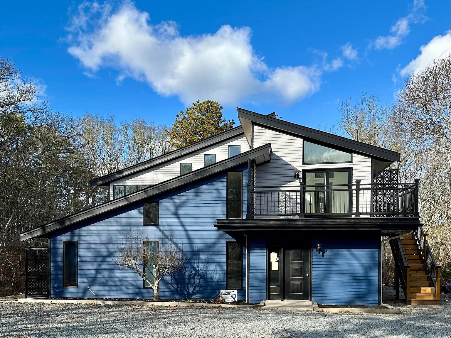 86 Harry Kemp Way #B