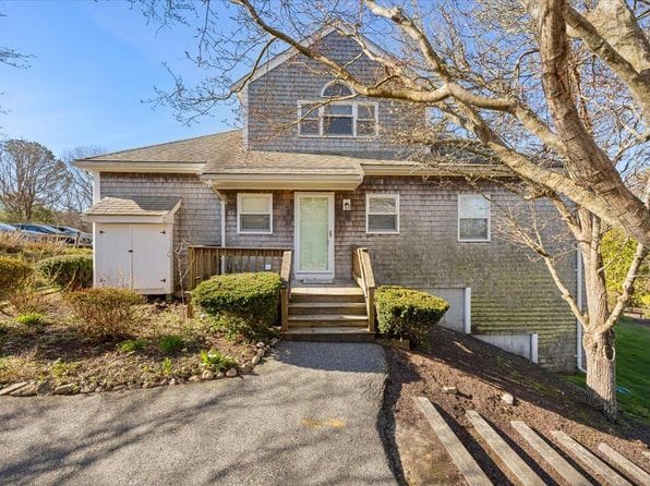 30 Harbor Hill Drive UNIT 30