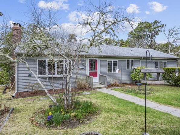 535 School House Road