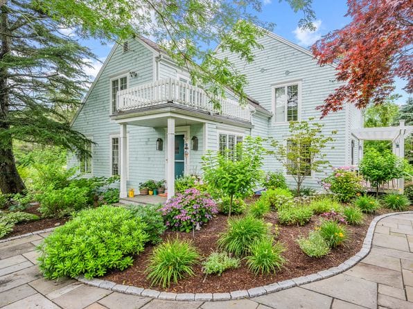 122 Stoney Cove Lane