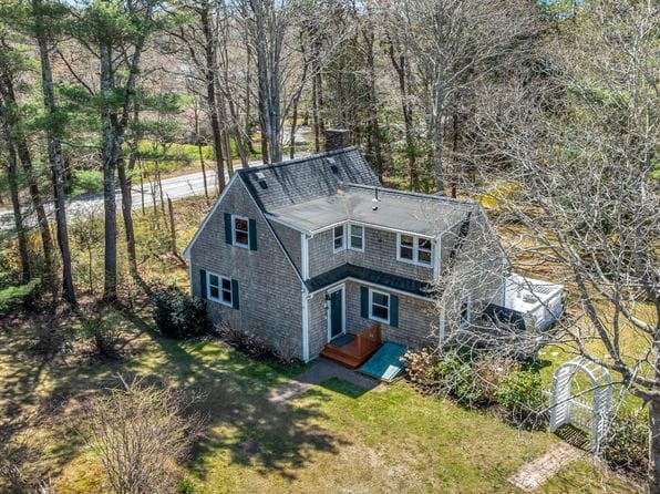 12 Snake Pond Road