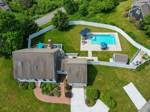 9 Fox Ridge Drive