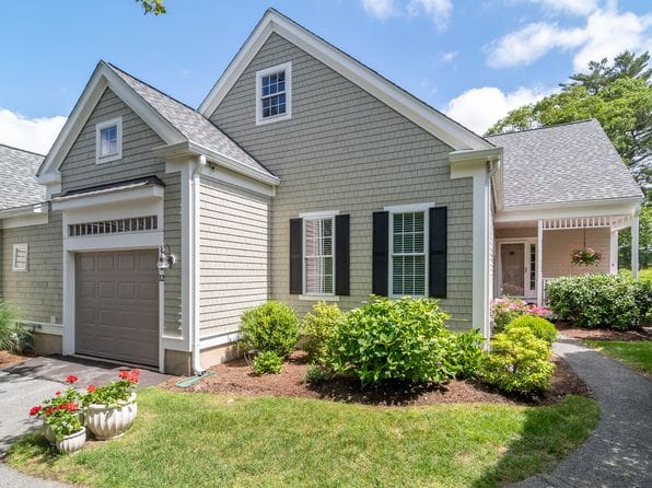 12 Sea Knoll Court UNIT 12