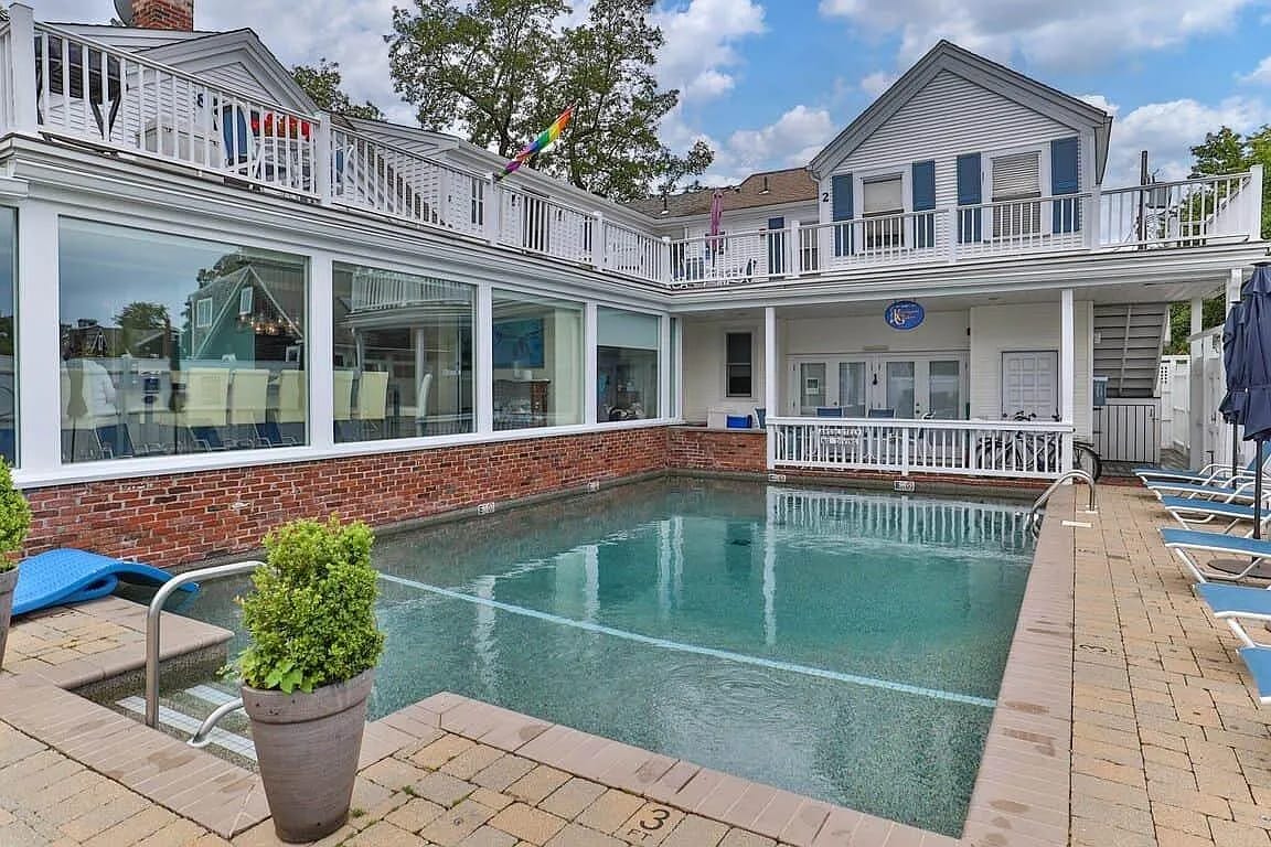 15 Cottage Street #2