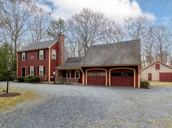 10 Quaker Meetinghouse Road