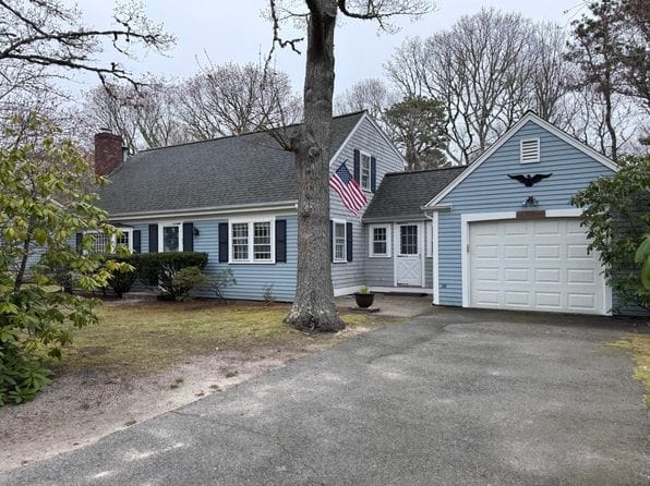 42 Diane Avenue
