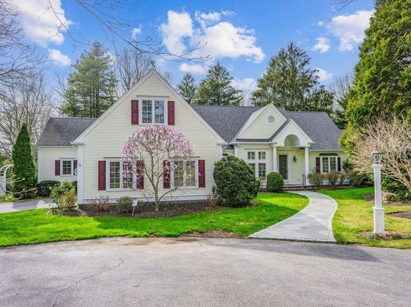 81 Osterville West Barnstable Road