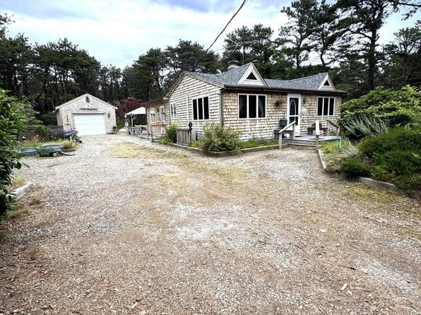 6 Meadow Terrace