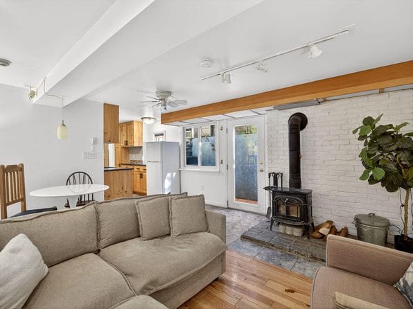 233 Bradford Street Unit 10