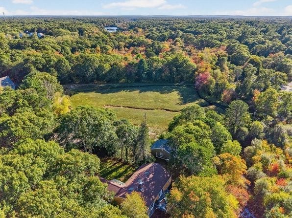 17-17A-17B Cranberry Ln