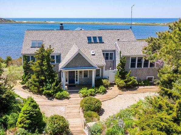 1035 Chequessett Neck Road