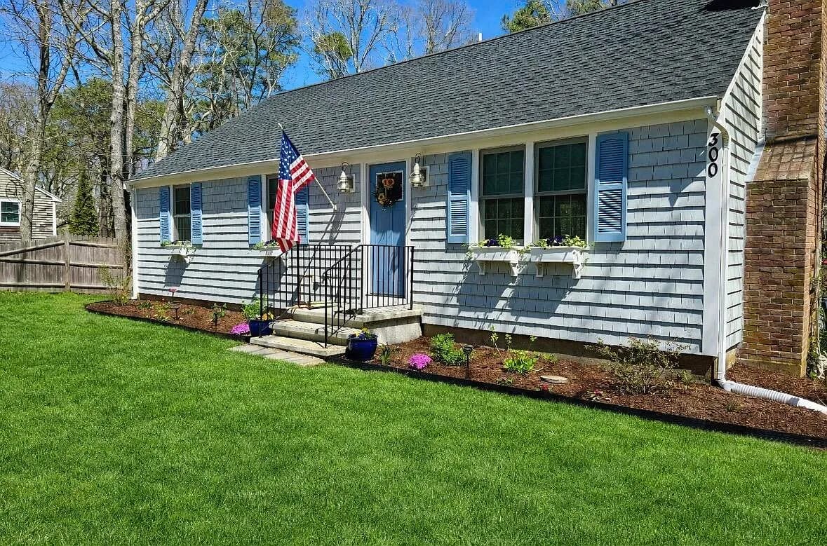 300 Schoolhouse Road