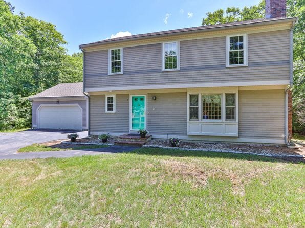 4 Carver Drive