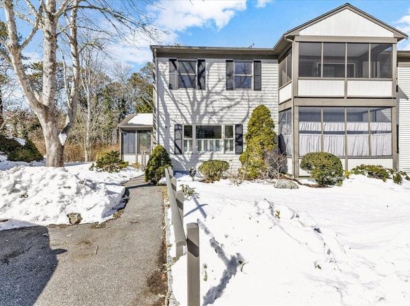 14 Harold St APT 13A