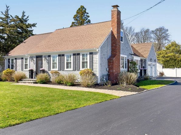 110 Mariners Lane
