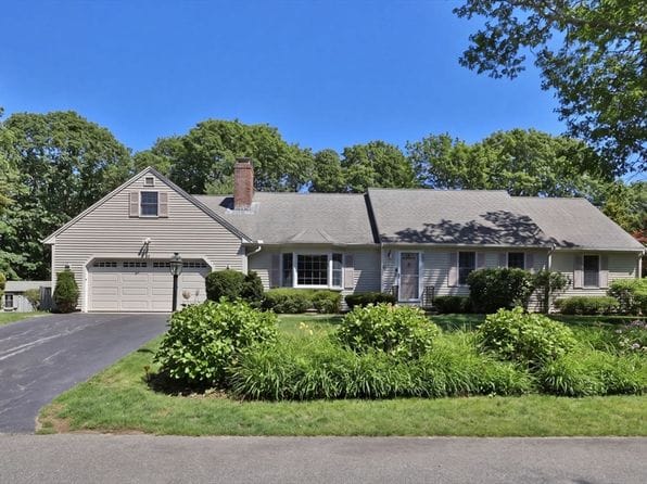 35 Terrace Hill Dr