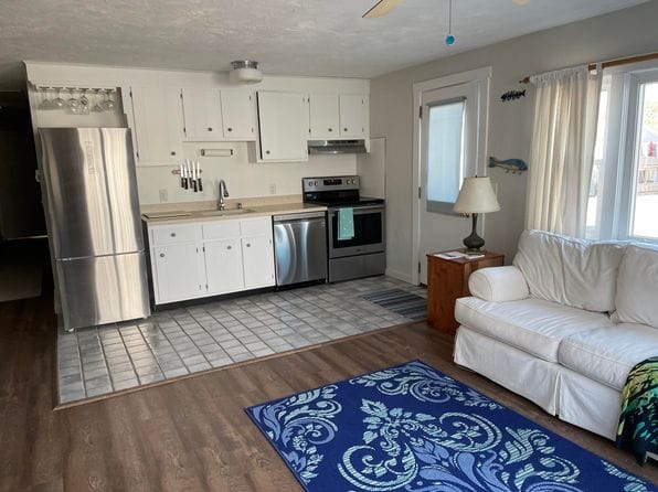 690 Commercial Street UNIT 5D