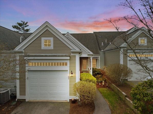 22 Prestwick Road UNIT 22