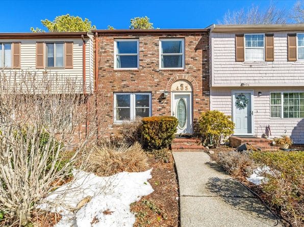 405 Village Drive UNIT 405