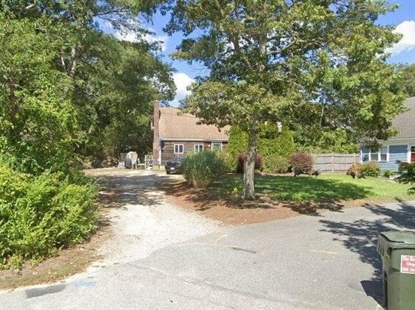 28 Janice Ln